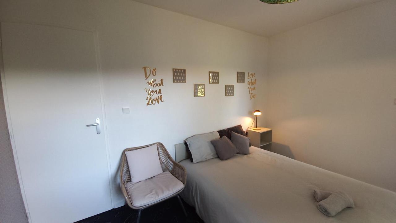 Adorable Studio Avec Entree Independante Dijon Exteriör bild